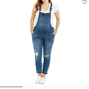 Maternity overalls